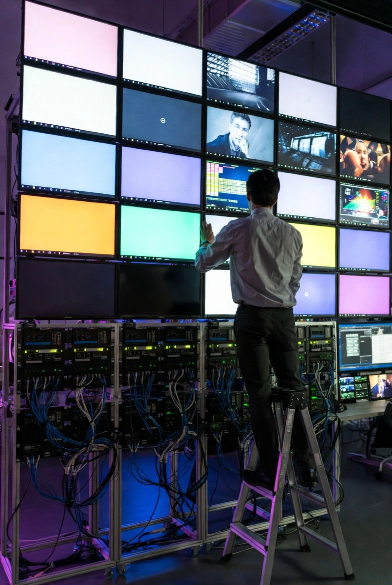 b270e928-c4d1-41d2-8338-89053252d239